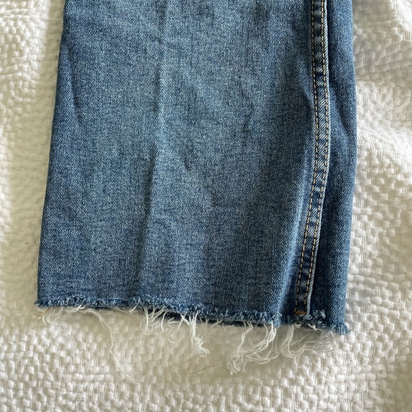 Zara Medium Wash Skinny Straight Leg Jeans US 8 - Picture 3 of 4